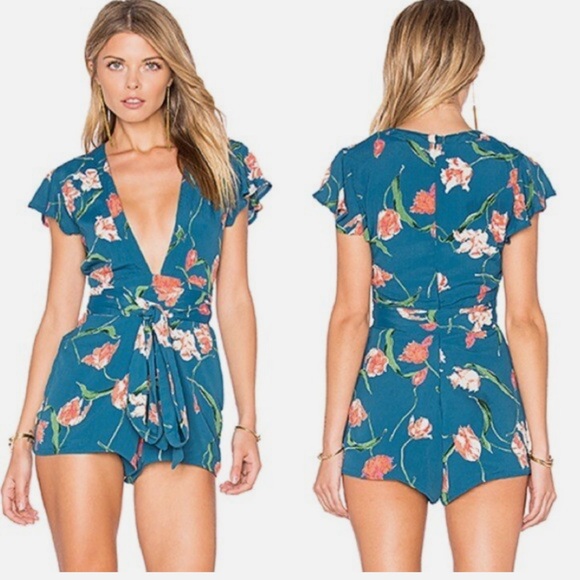 Revolve x Privacy Please Goodwin Cream Tie Waist Floral Romper size Medium $150 - Picture 3 of 8